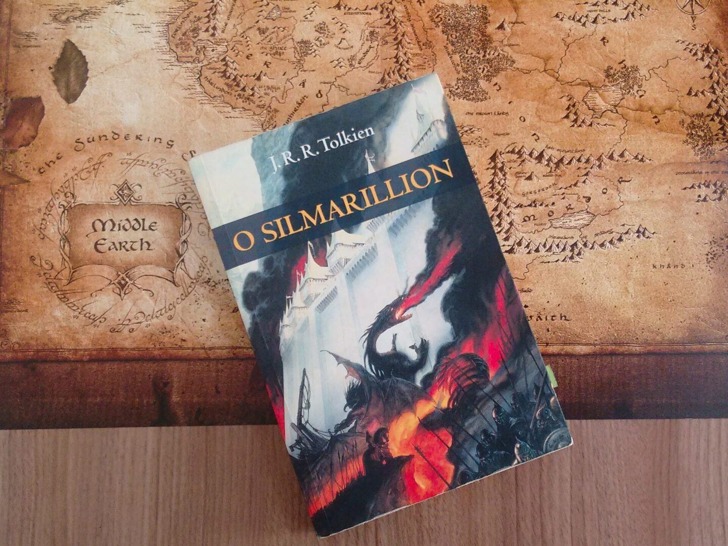 O Silmarillion - A Bíblia de O Senhor dos Anéis